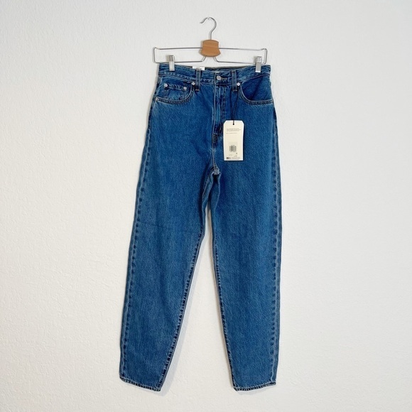 Levi's High Loose Taper Jeans - Picture 4 of 12